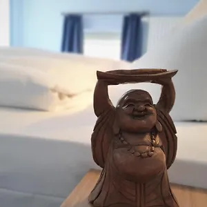 Melarose Feng Shui Hotell