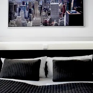 Apartment 6, Berlin